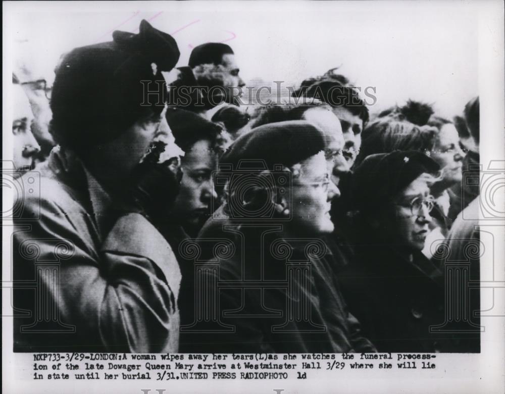 1953 Press Photo Funeral Procession of Dowager Queen Mary at Westminster Hall - Historic Images