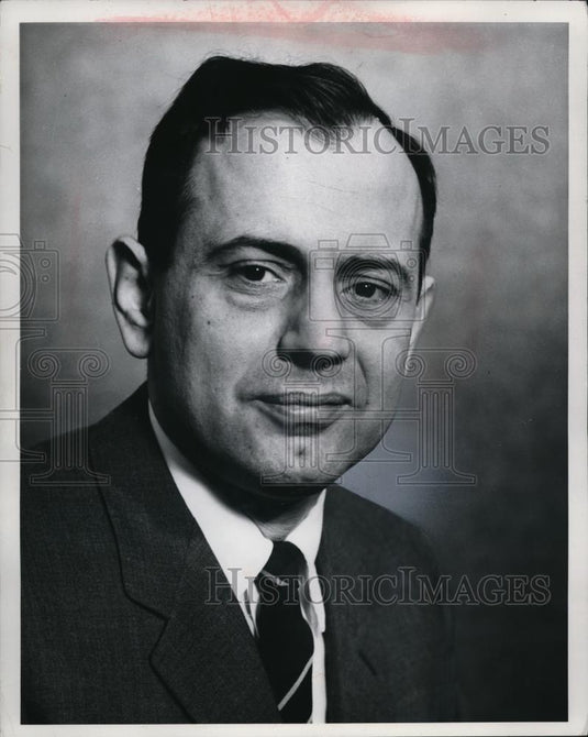 1961 Press Photo Arthur E Hess Bureau of Old Age and Survivors Insurance - Historic Images