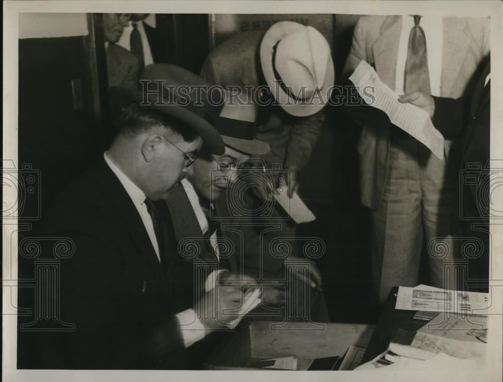 1934 Press Photo Lt Kurt Gleckner - Historic Images