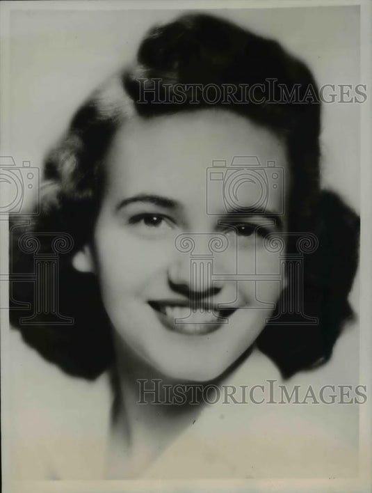 1941 Press Photo Miss Joan Waring of Savanna chosen May Queen of Frances College - Historic Images