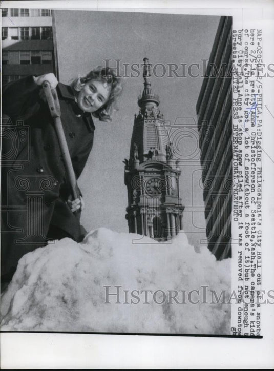 1961 Press Photo Anne Christofferson plowing the snow at the City hall - Historic Images