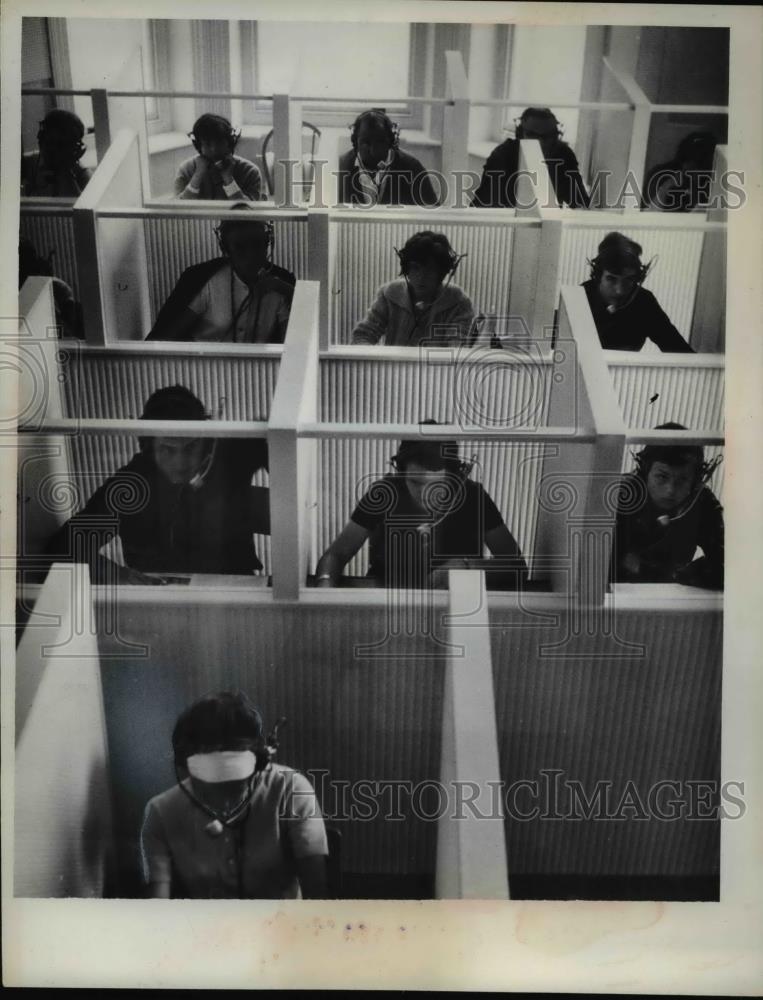 1962 Press Photo Each student has his own sound proof booth in a classroom - Historic Images