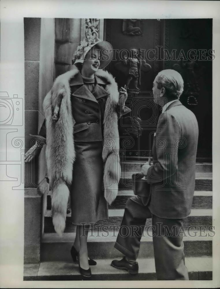 1950 Press Photo The fashion for Easter - Historic Images