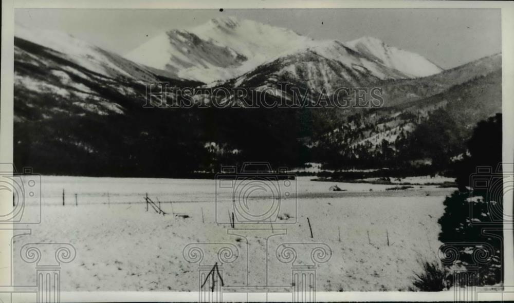 1939 Press Photo The highest snow peak in the mountain range at Arbor Villa - Historic Images