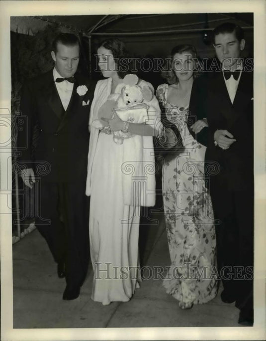 1939 Press Photo Palm Beach FLa recently married Mr & Mrs Henry J Topping and - Historic Images