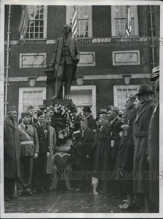 1938 Press Photo George Washington statue in Independence Hall, Philadelphia - Historic Images