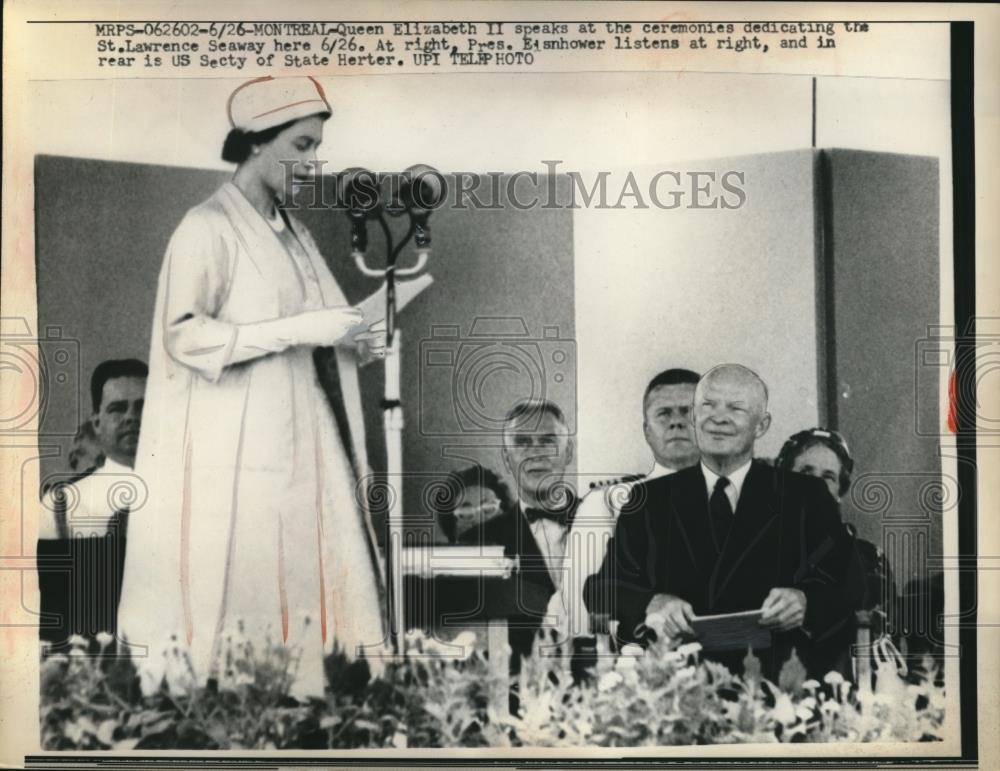 1959 Press Photo Queen Elizabeth II Speaks at the Cermonies - Historic Images