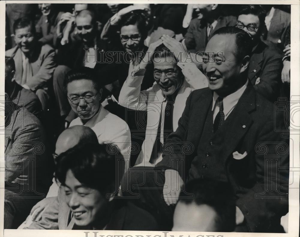 1940 Press Photo Last Gathering of Japanese Government Office Information Bureau - Historic Images