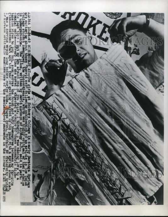 1949 Press Photo Eugene Setel of Buffalo NY Fraternity holding a undegarments. - Historic Images