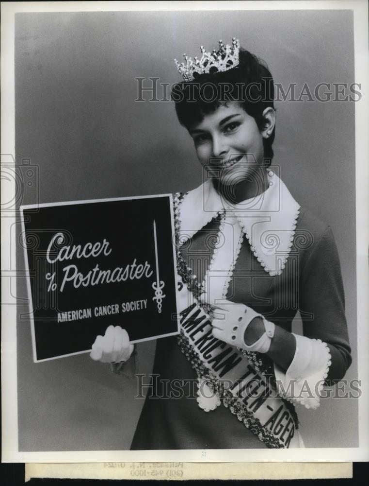 1969 Press Photo Miss American Teen-Ager crusade fo American Cancer Society - Historic Images