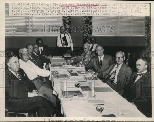 1949 Press Photo American Federation of Labor chiefs at annual conference - Historic Images
