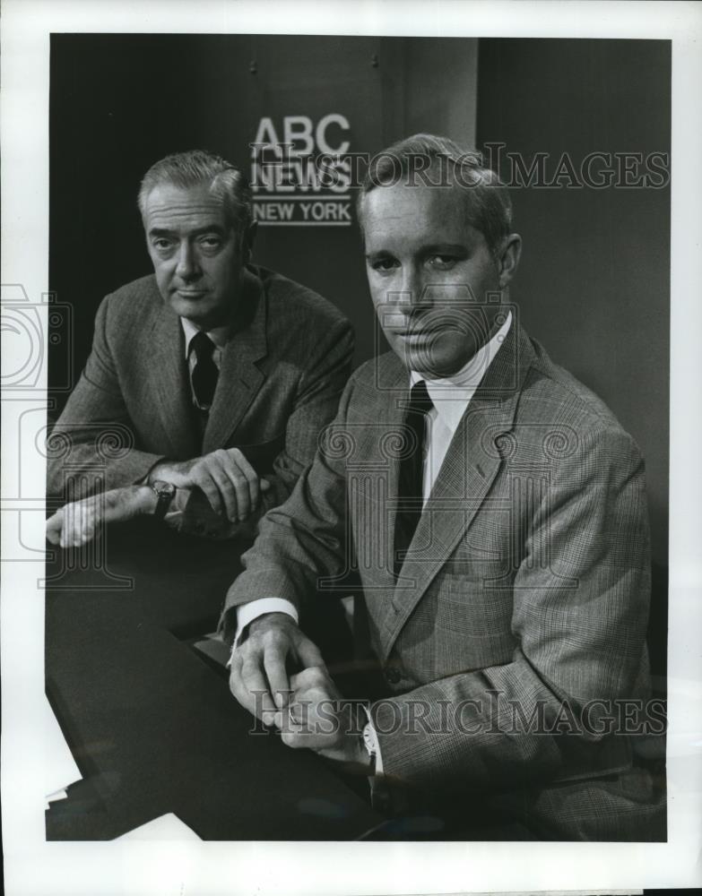 1970 Press Photo ABC Evening News with Frank Reynolds and Howard K Smith - Historic Images