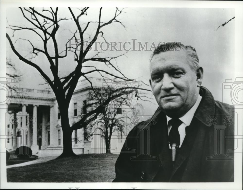 William H Lawrence ABC News political editor Race to the House 1967 ...