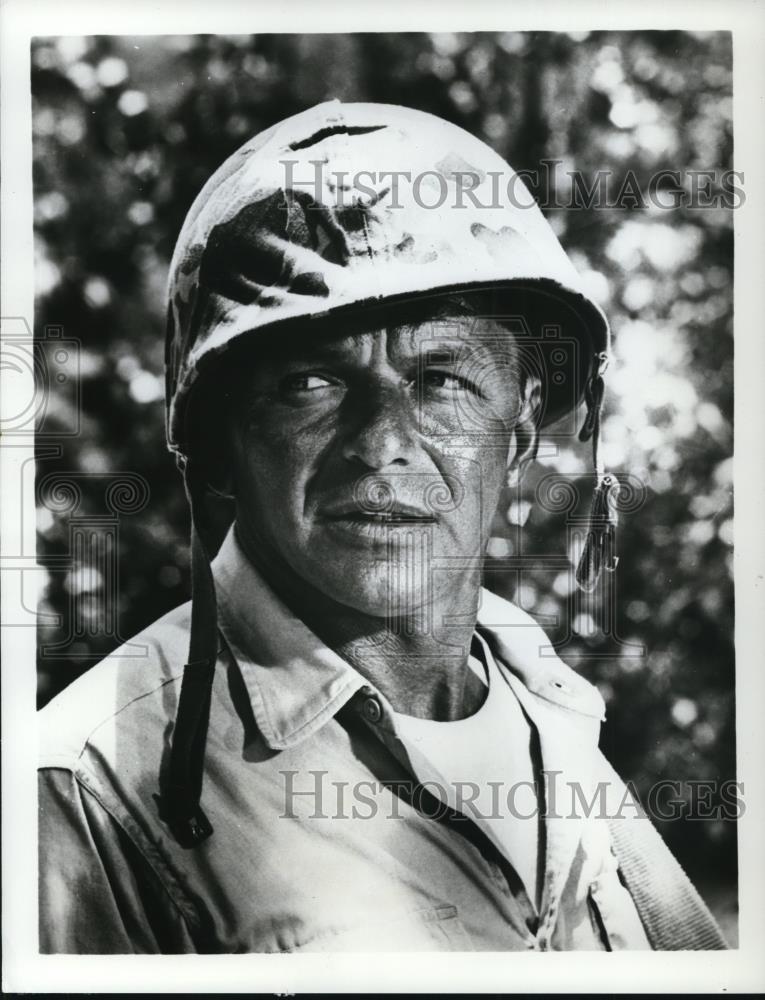 1970 Press Photo Frank Sinatra in None But The Brave - Historic Images