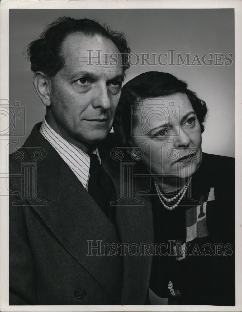 1951 Press Photo Joseph Schielkraut &amp; June Walker - Historic Images