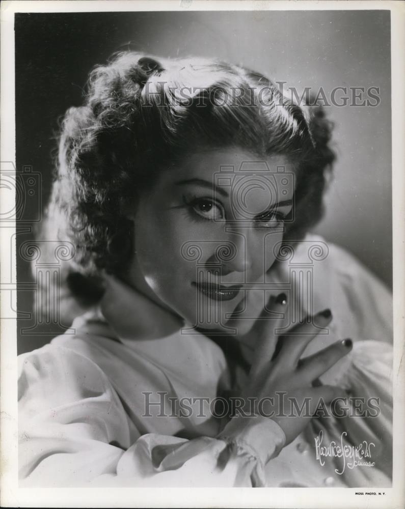 1947 Press Photo Dorothy Sandlin Co Star With Allan Jones In Merry Widow - Historic Images