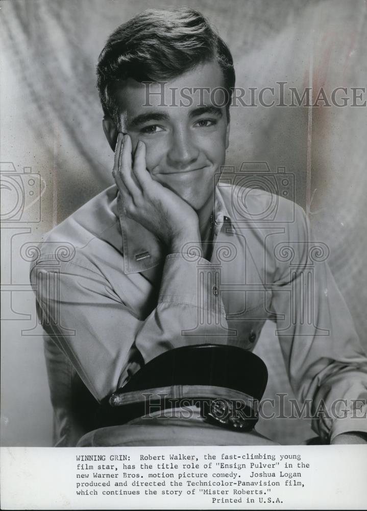 1964 Press Photo Robert Walker in Ensign Pulver - Historic Images