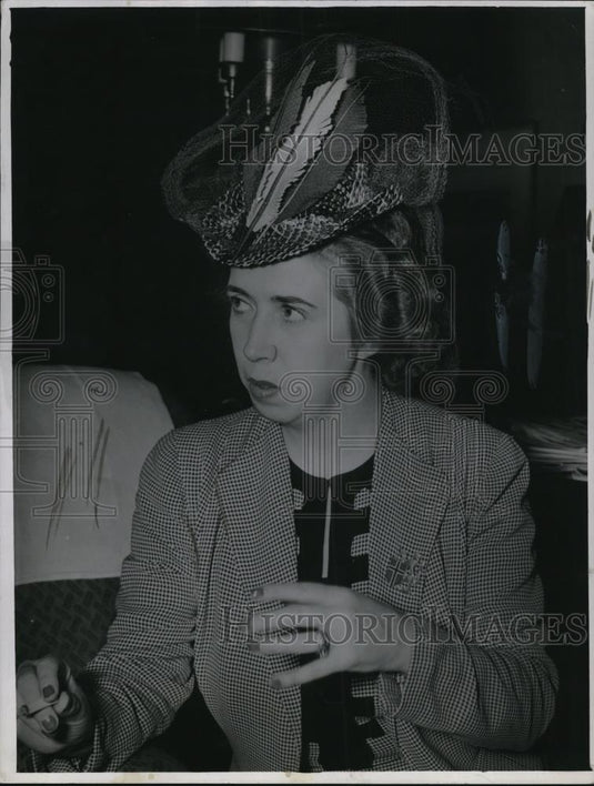 1943 Press Photo Elsie Roede Hunted By Nazi Gaztapo - Historic Images