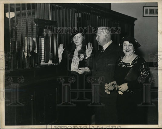 1934 Press Photo Countess Eugenia Zicha. Theodore Kabelac & Mrs. Nelle B. Stull - Historic Images