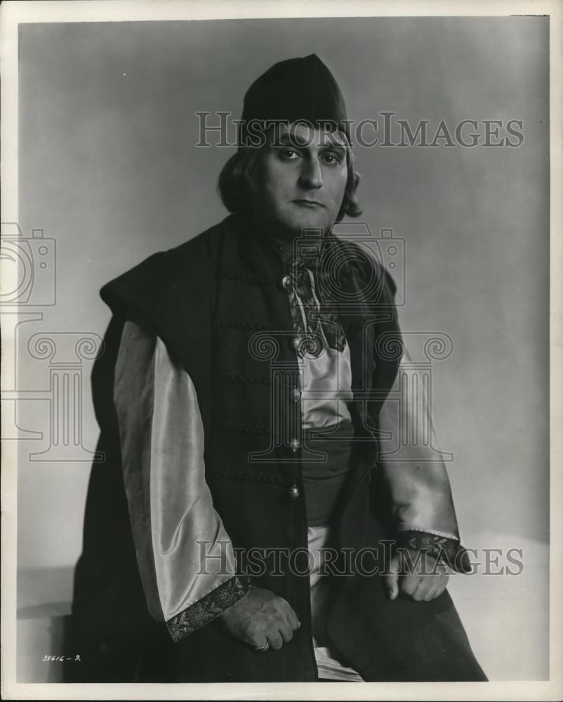 1949 Press Photo Richard Tucker D'Mitiri Boris Godunoff - Historic Images