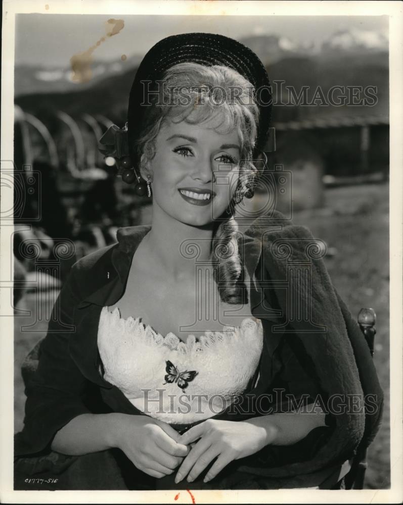 1963 Press Photo Debbie Reynolds in How The West Was Won - Historic Images