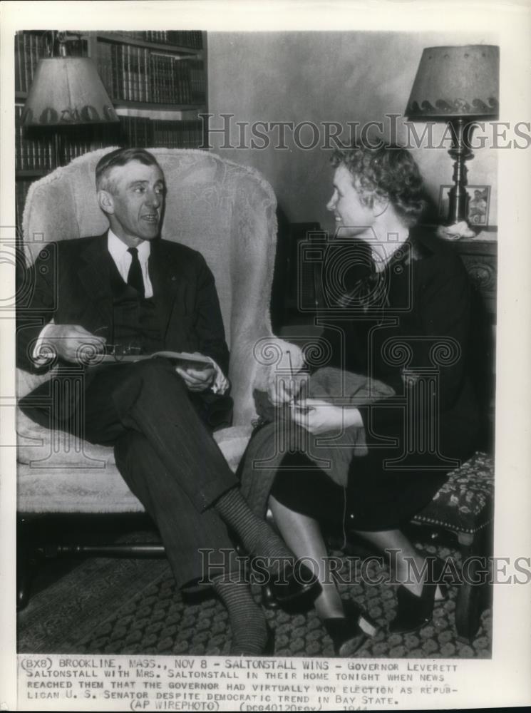 1944 Press Photo Governor Leverett Saltonstale &amp; Wife - Historic Images