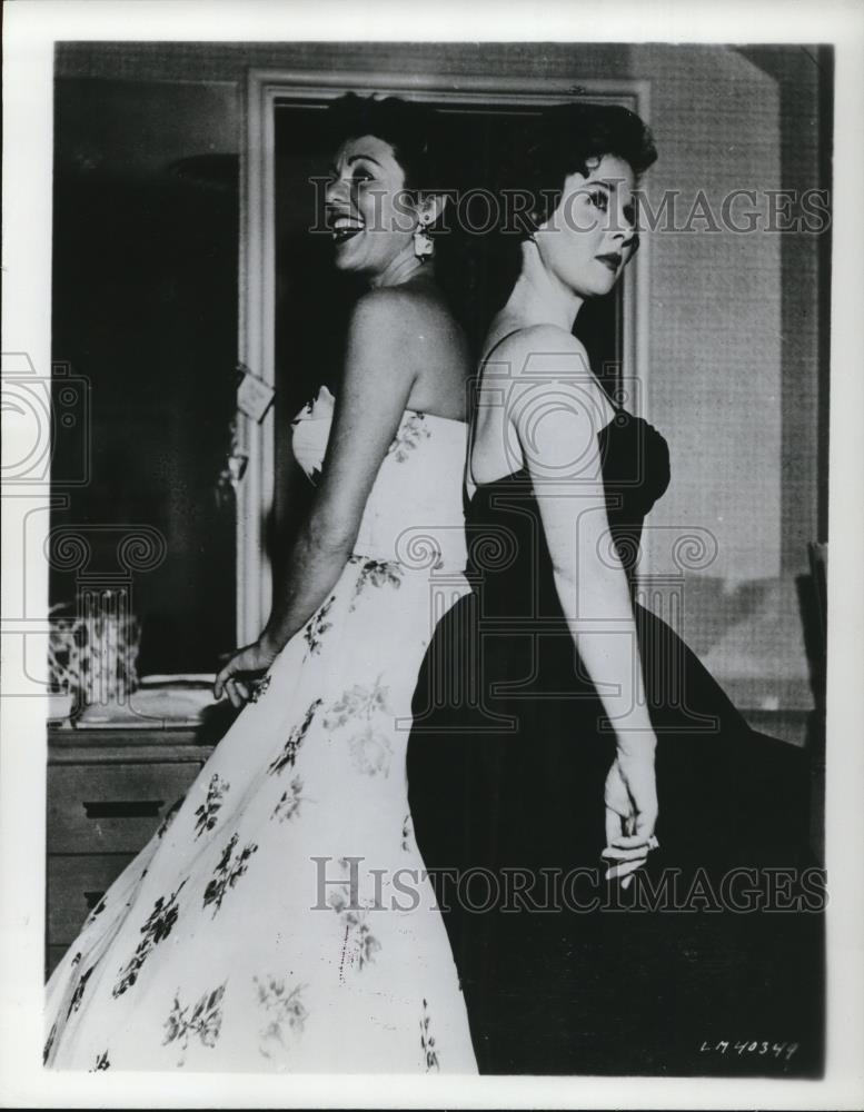 1956 Press Photo Lillian Rth - Historic Images