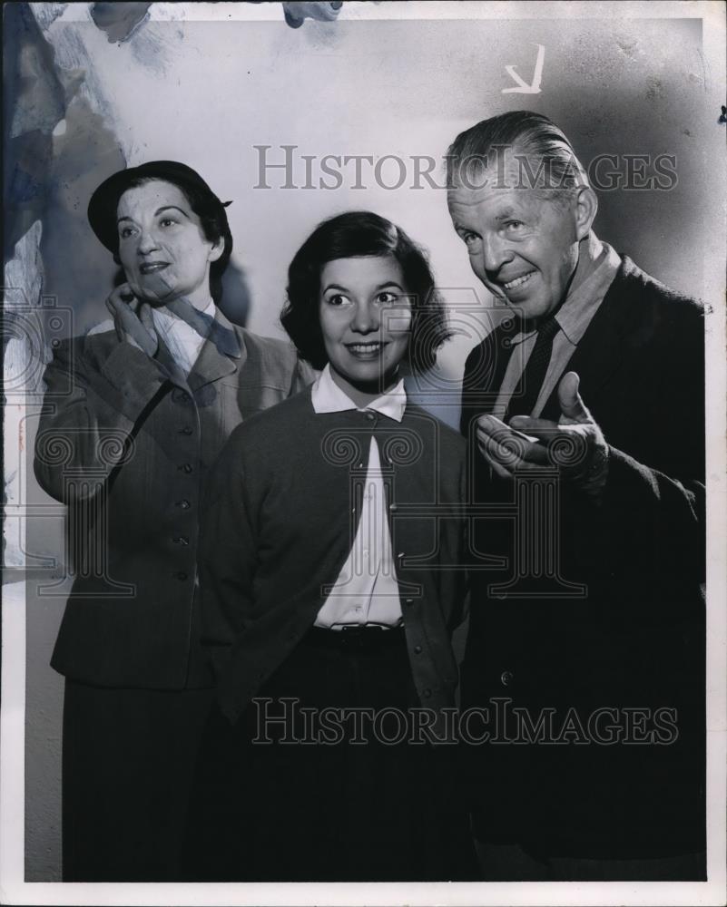 1958 Press Photo Nancy Pinkerton &amp; Rudolph Anders in Diary of Anne Frank - Historic Images