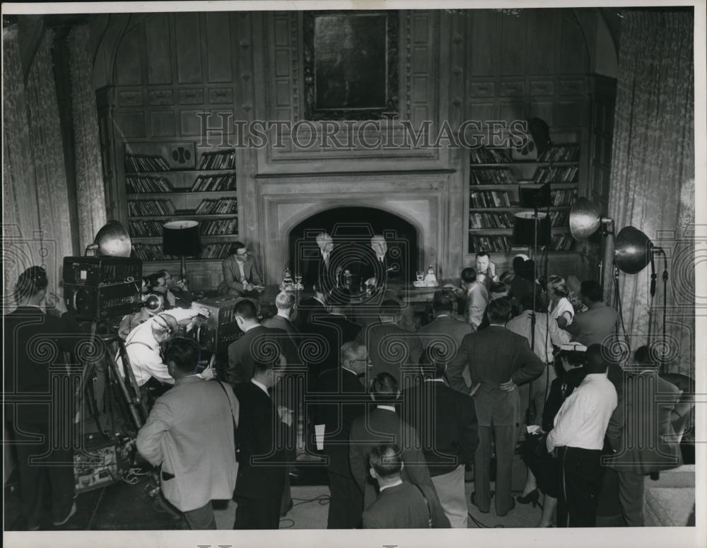 1955 Press Photo Former Pres. Harry Truman&#39;s Press Conference - Historic Images