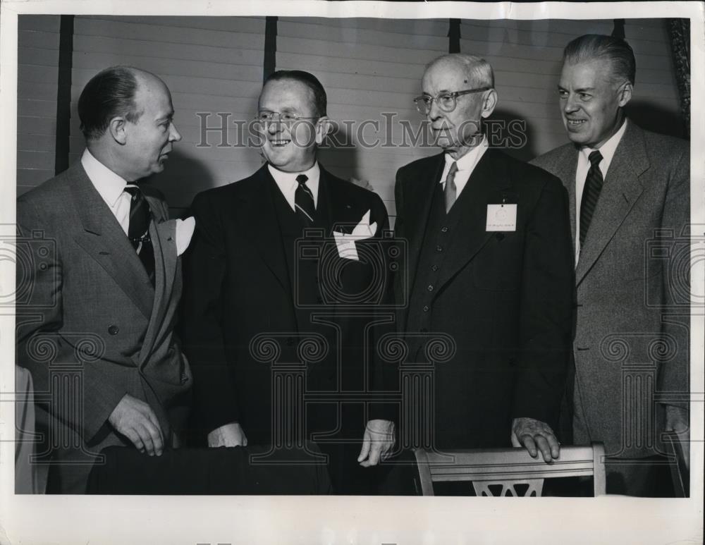 1950 Press Photo Dr Harlan Hatcher Of Ohio State University &amp; Louis B Seltzer - Historic Images