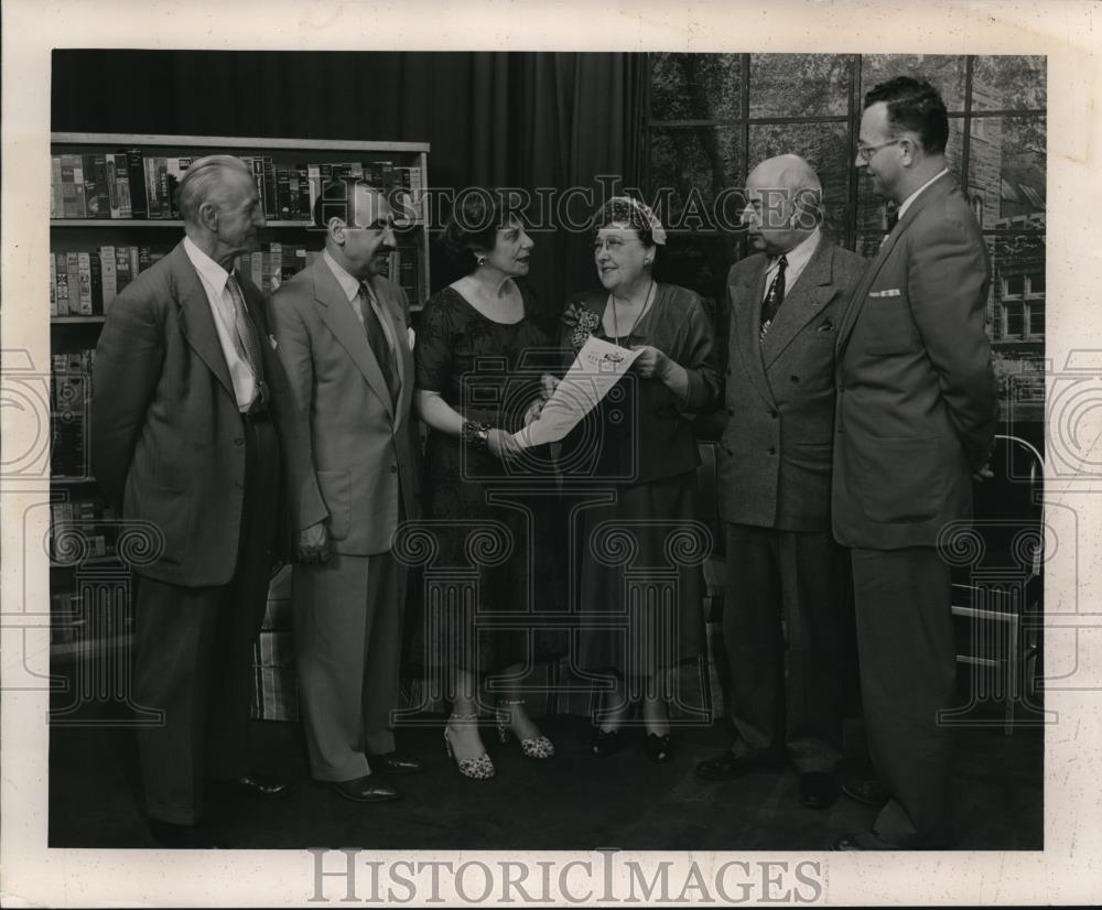 1953 Press Photo Frank J Suoboda, Anthony J Celebrezze, Dorothy Puldheim, - Historic Images