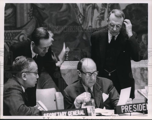 1964 Press Photo Adlai Stevenson - Historic Images