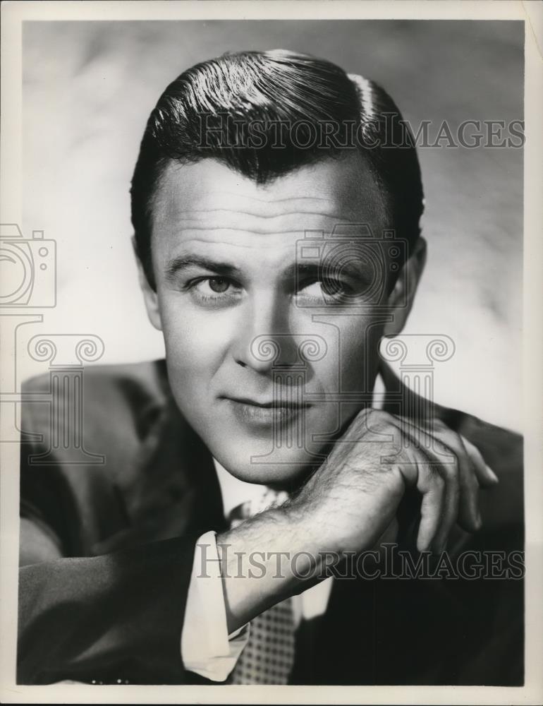 1956 Press Photo Robert Sterling in Front Row Center - Historic Images