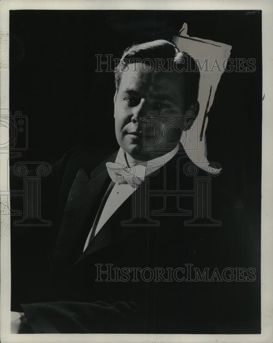 1956 Press Photo Robert Shaw Associate Conductor of Cleveland Orchestra - Historic Images