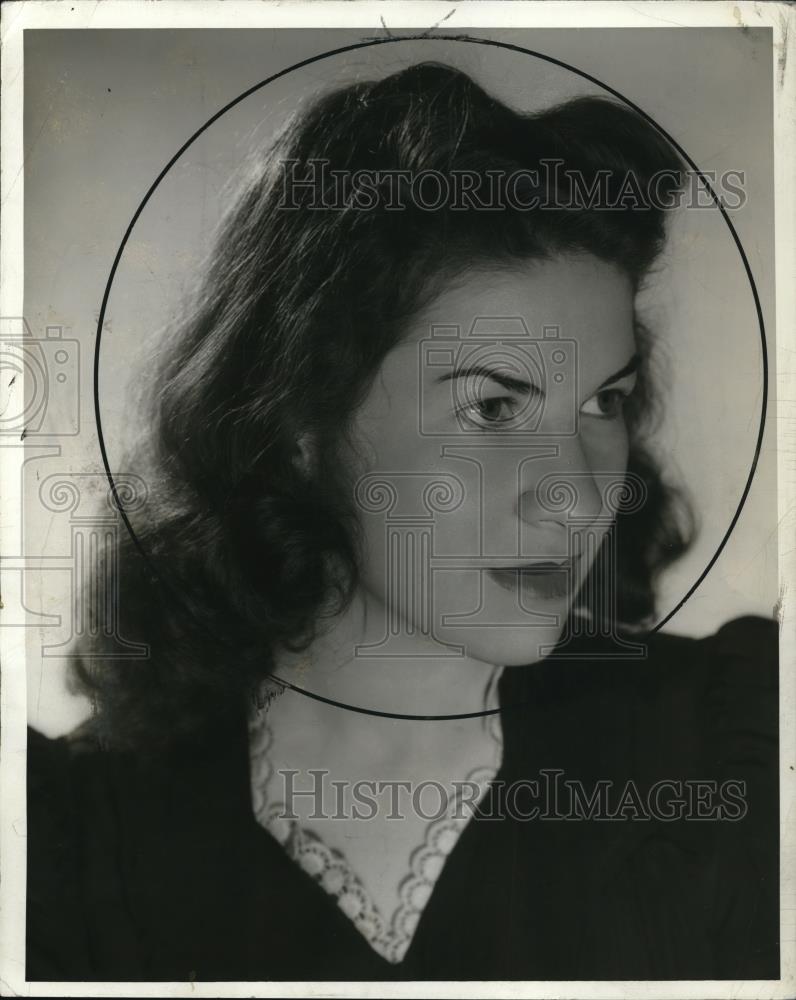 1942 Press Photo Eunie Podis - Historic Images