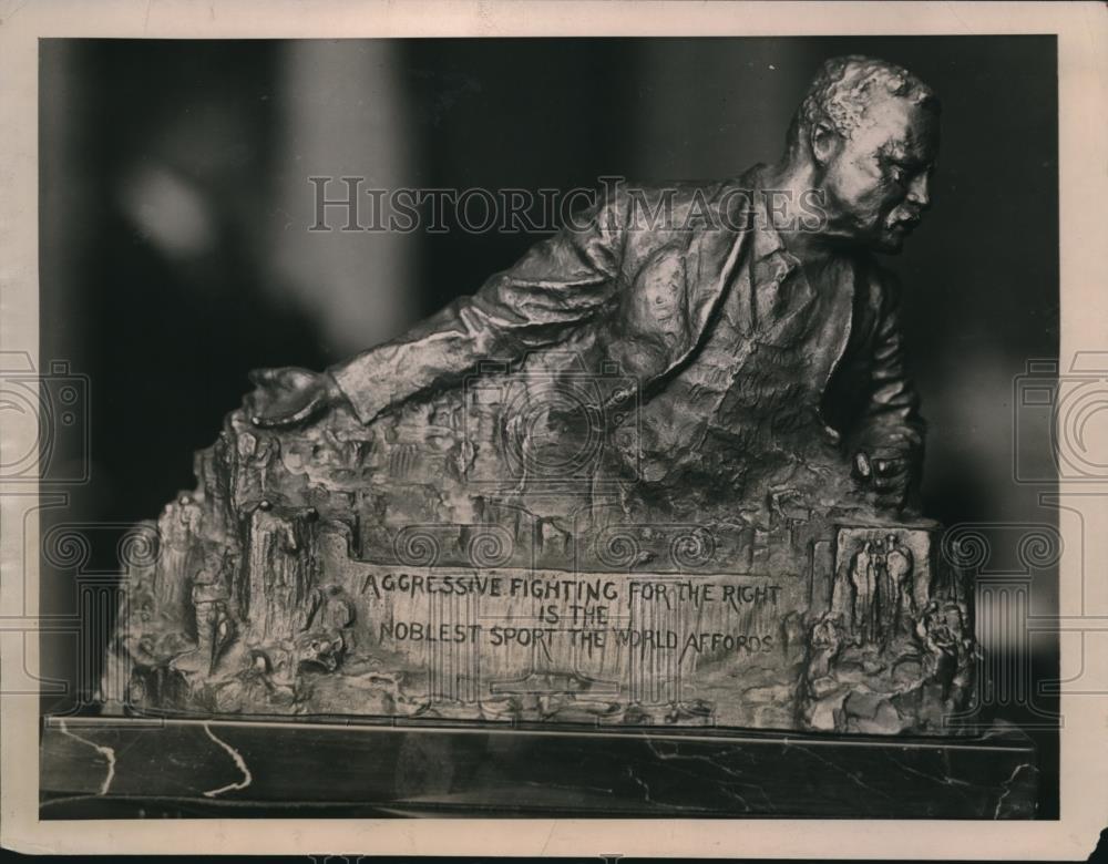 1923 Press Photo Roosevelt Statue in Washington - Historic Images