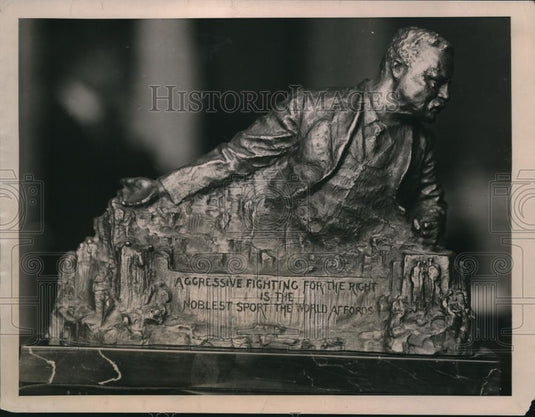 1923 Press Photo Roosevelt Statue in Washington - Historic Images