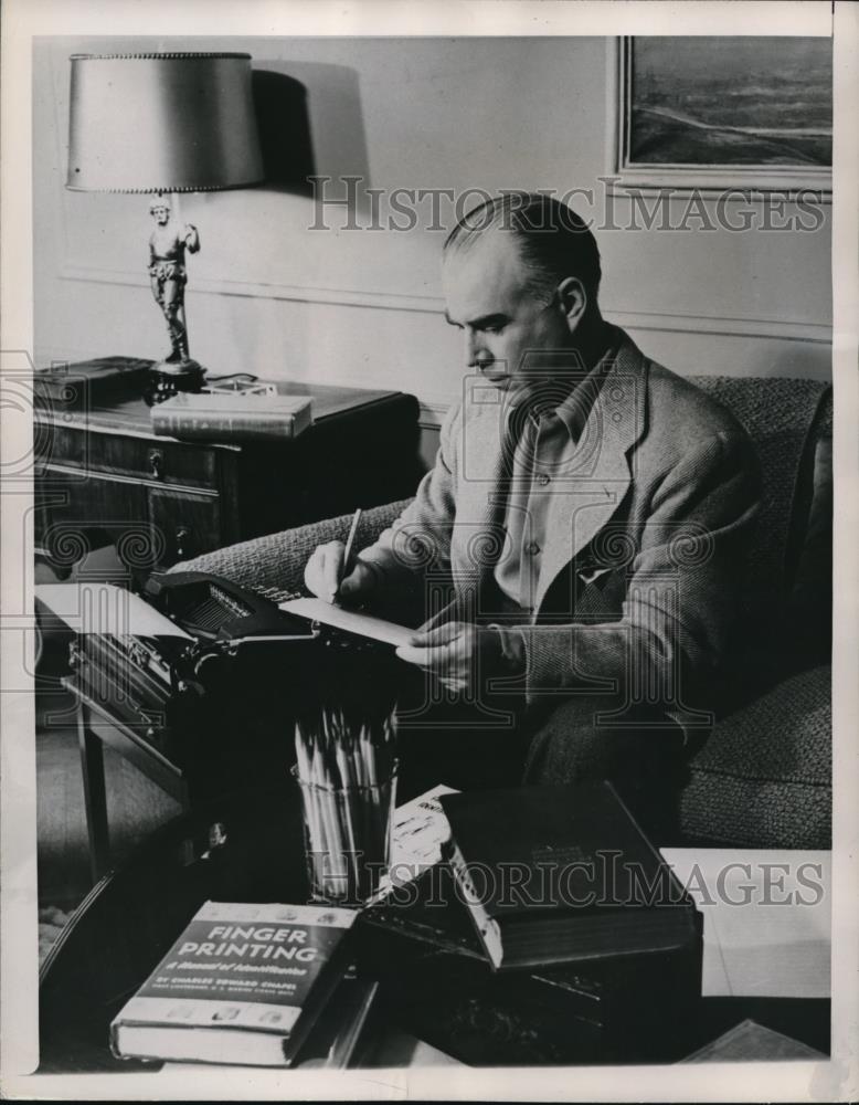 1946 Press Photo Henry Wisdom Roden Author &amp; President of American Home Products - Historic Images