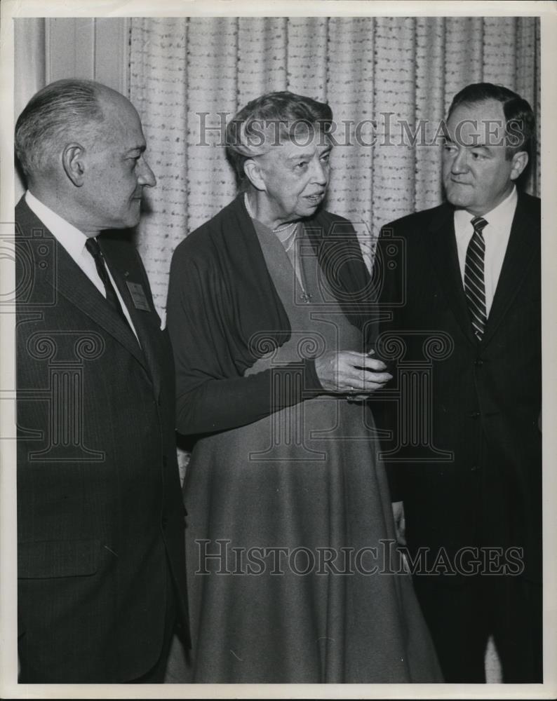 1959 Press Photo Mrs Eleanor Roosevelt &amp; Senator Hubert H Humphrey - Historic Images