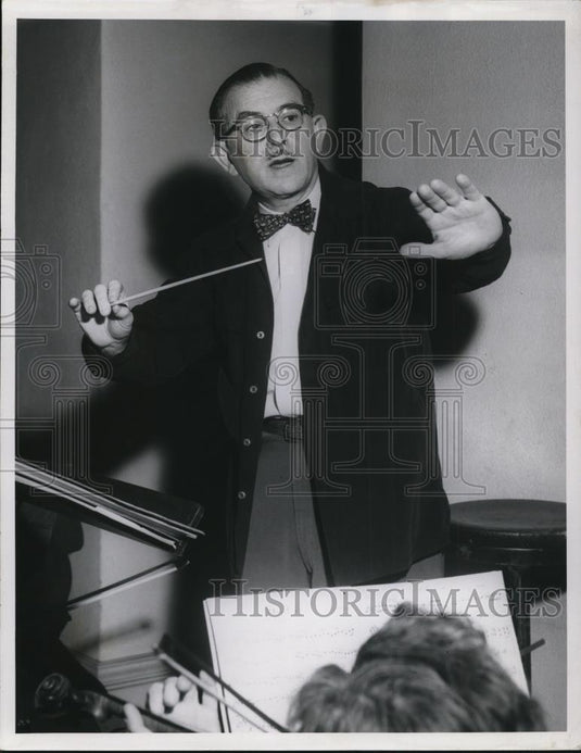 1956 Press Photo Hyman Schandler, Conductor Cleveland Women's Symphony Orchestra - Historic Images