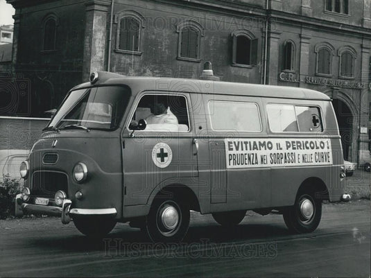 Press Photo Rome, nationwide campaign aimed to make road traffic safer - Historic Images