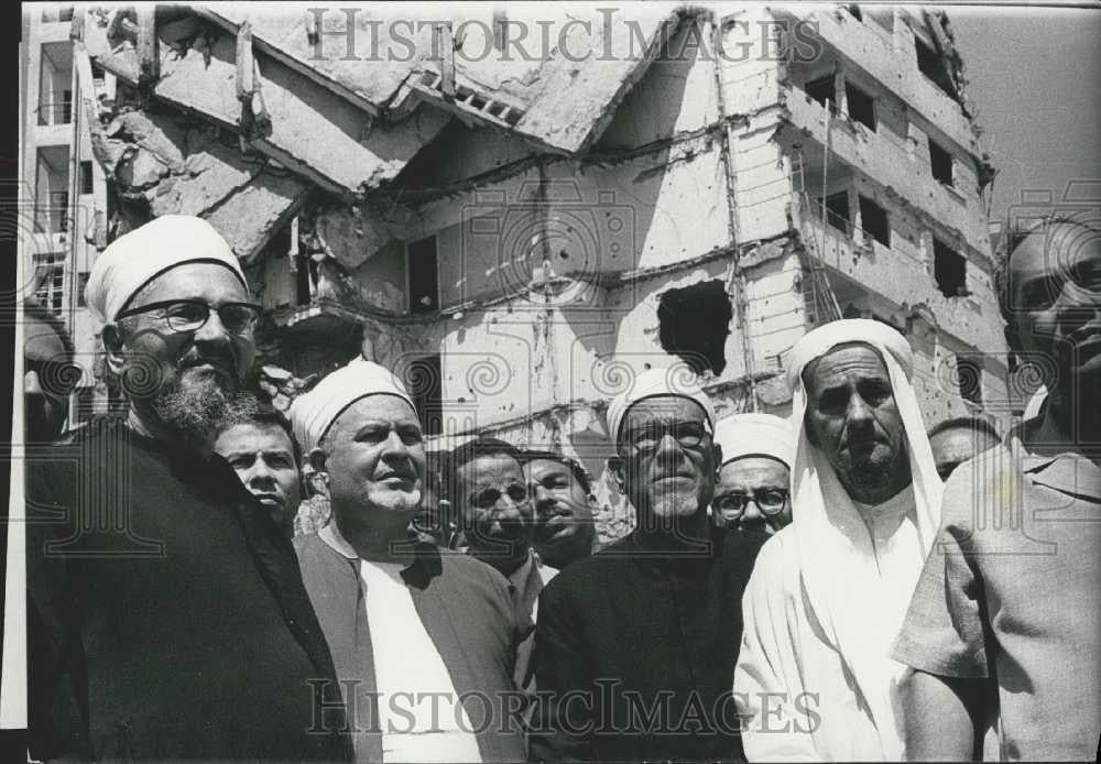 1972 Press Photo Islamic Delegations visit the front in Suez canal - Historic Images