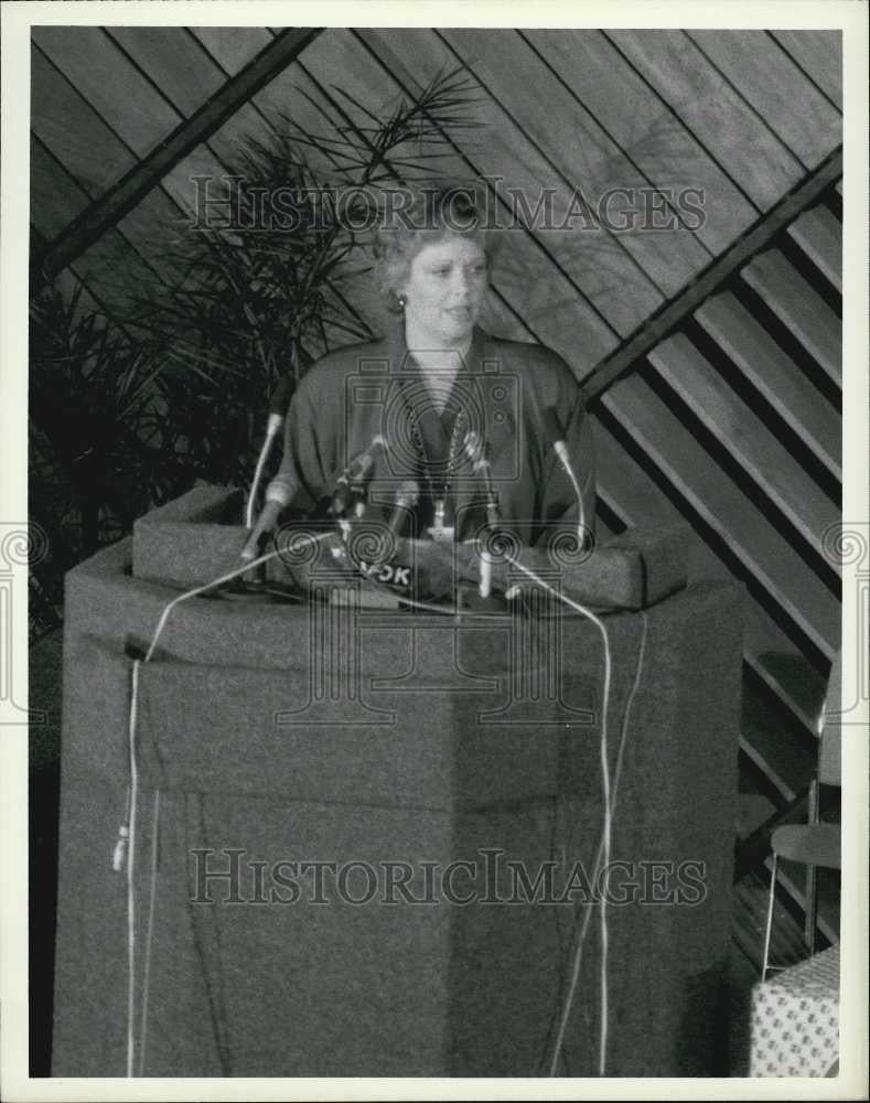 1985 Press Photo Ms Maureen Reagan Head Delegation Of US Addressing UN Nairobi - Historic Images