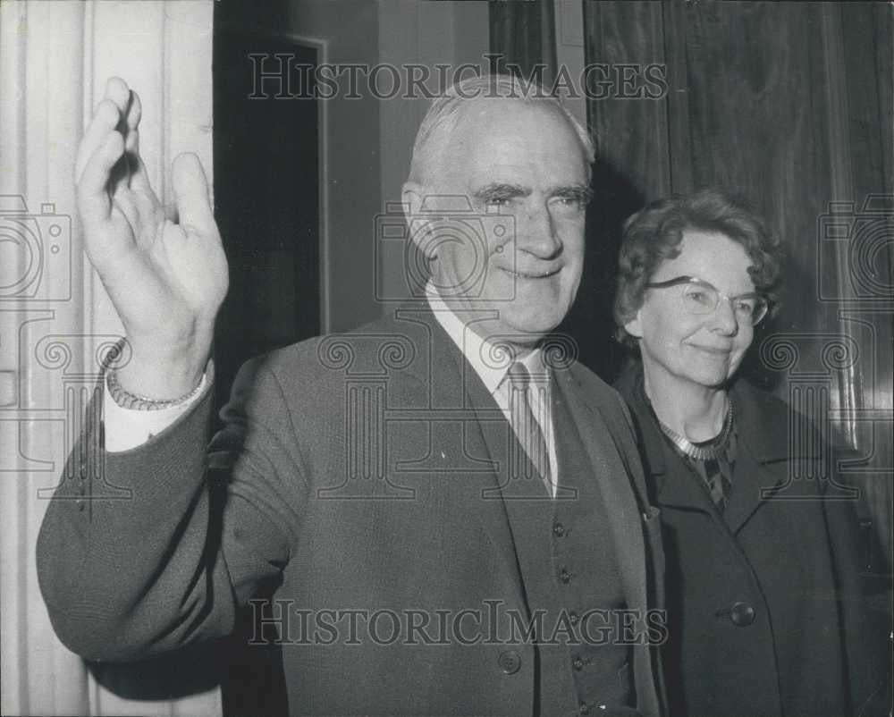 1968 Press Photo Michael Stewart Takes Over For George Brown Foreign Secretary - Historic Images