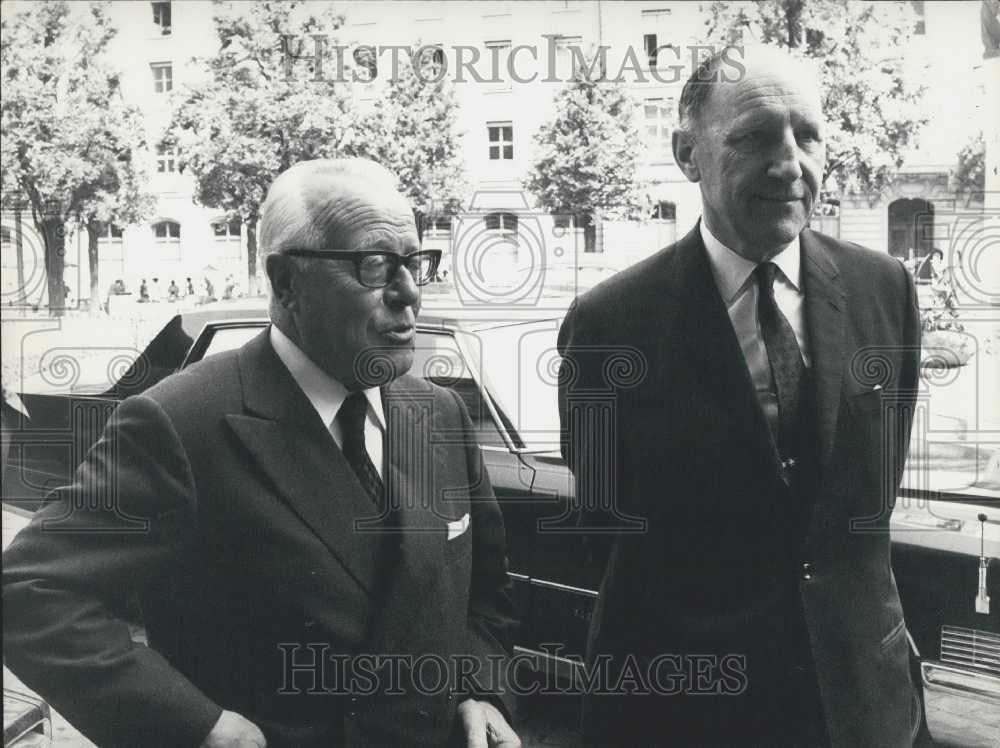 1970 Press Photo Netherlands, Mr. Joseph Luns &Swiss Piorro Grabor - Historic Images