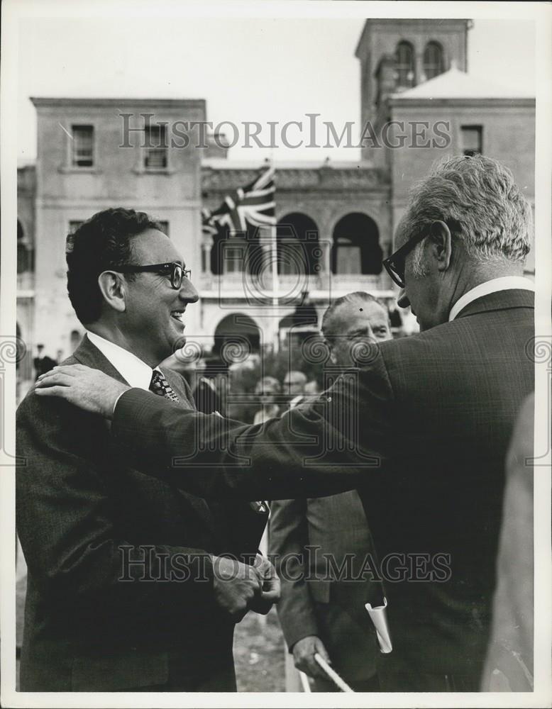 1971 Press Photo Dr. Henry Kissinger British Cabinet Sec. Sir Burke Trend - Historic Images