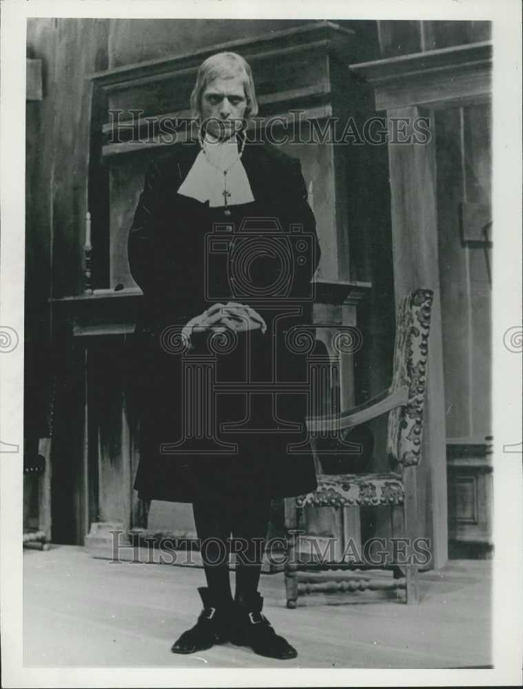 Press Photo Albert Millaire Dans Tartuffe - Historic Images