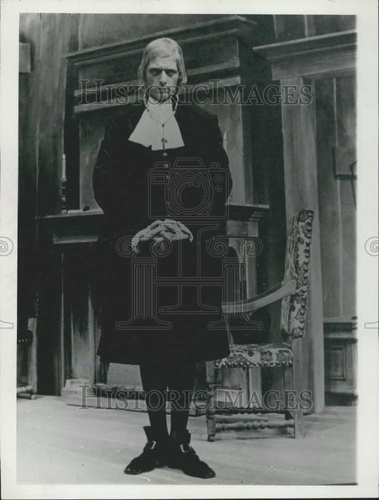 Press Photo Albert Millaire Dans Tartuffe - Historic Images