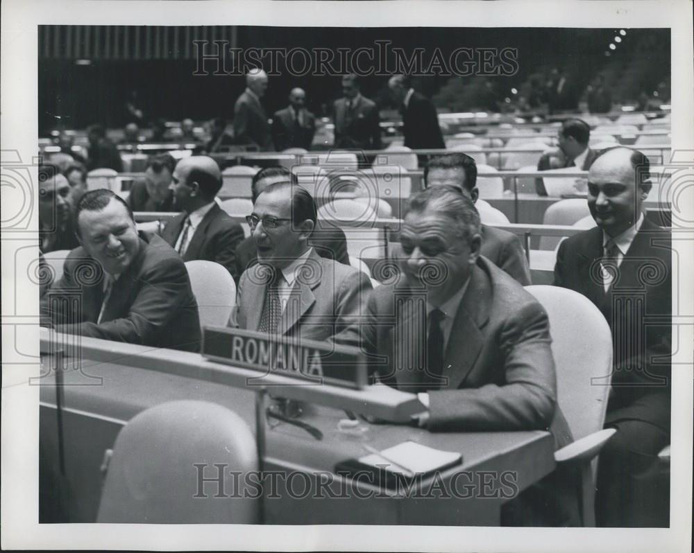 Press Photo Romanian Delegation Juan G. Maurer,Michail Magheru,Silvian Brucan - Historic Images