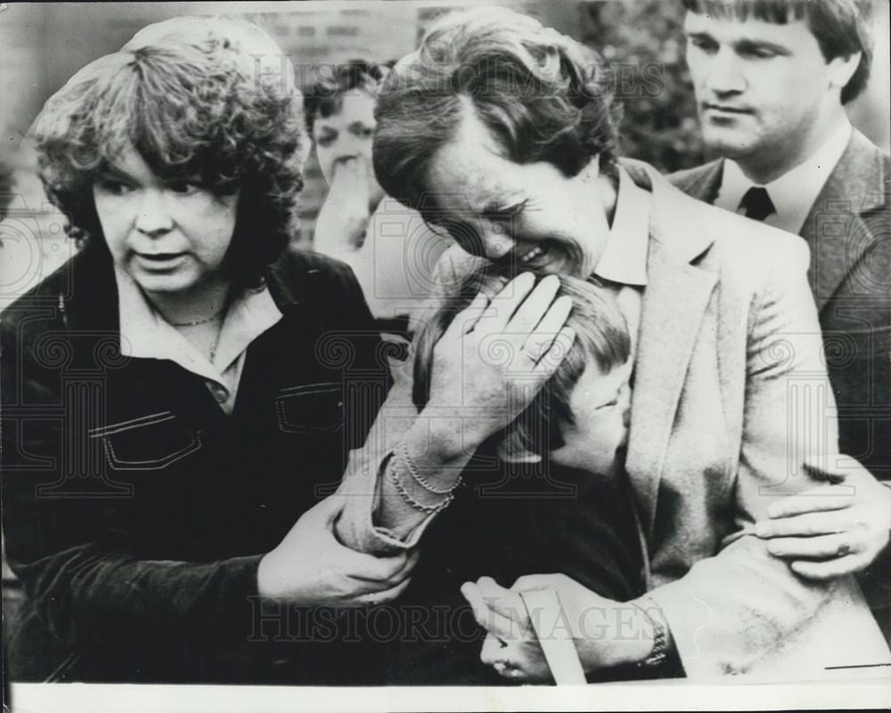 1981 Press Photo A mother's Anguish: - Historic Images